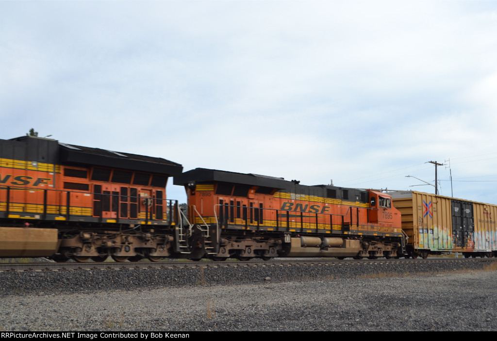 BNSF 7895